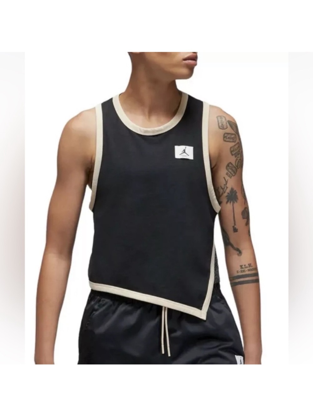 Jordan Black Tank with Cream Trim Details